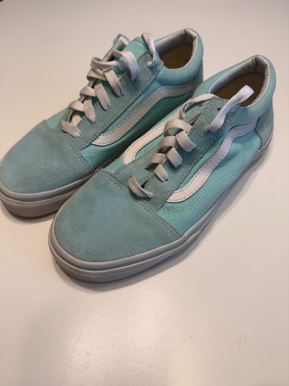 Vans Old Skool Sneakers in Light Teal and White Suede/Canvas NWOB Sz 6 youth